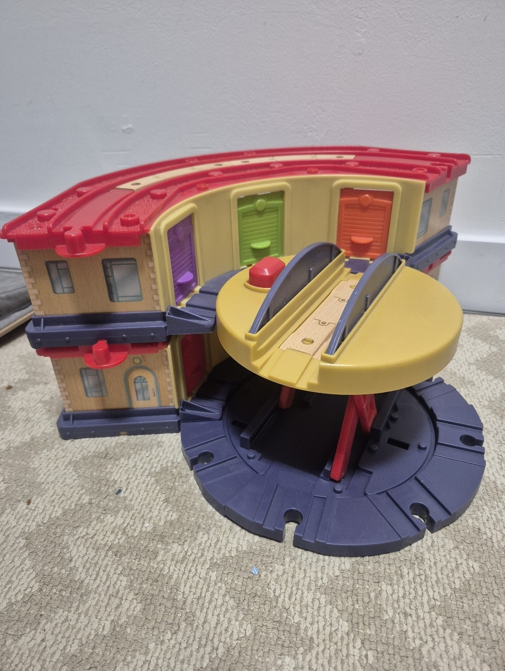 Chuggington Brio Compatible Customisable Round House Train Shed And Turntable